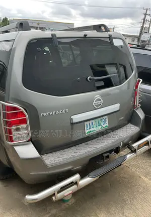 Nissan Pathfinder 2008 Gray
