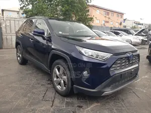 Toyota RAV4 Hybrid 2020 Blue