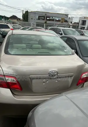 Toyota Camry 2007 Gold
