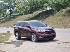 Toyota Highlander 2015 Burgundy