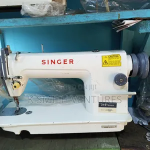 Singer Industrial Straight Sewing Machine With Full Accessories Uk