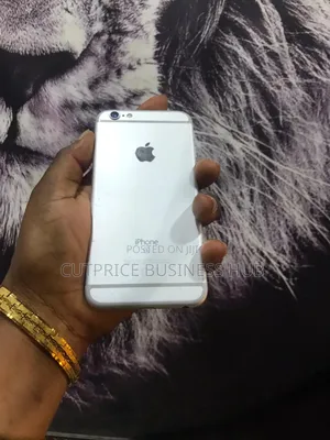 Apple iPhone 6s 64 GB Silver