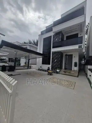 5bdrm Duplex in Ikota for sale