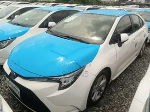 Toyota Corolla 2022 White
