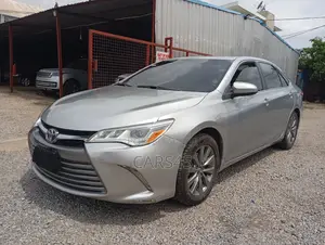 Toyota Camry 2015 Silver