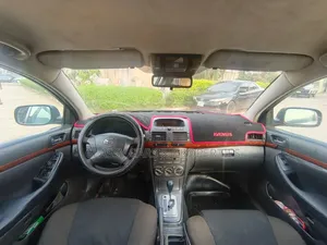 Toyota Avensis 2.0 Advanced 2008 Gold