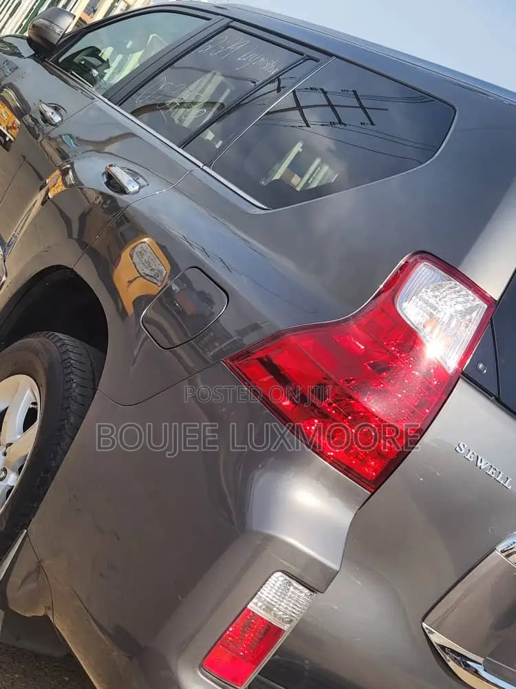 Lexus GX 460 Base 2013 Gray