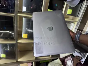 New Laptop Apple MacBook Pro 2017 8GB Intel Core i5 SSD 128GB