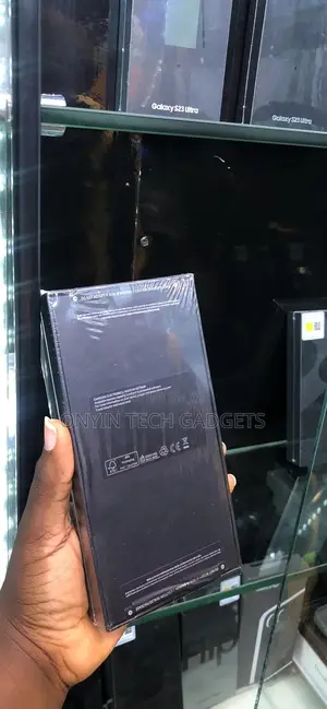 New Samsung Galaxy S23 Ultra 256 GB Black