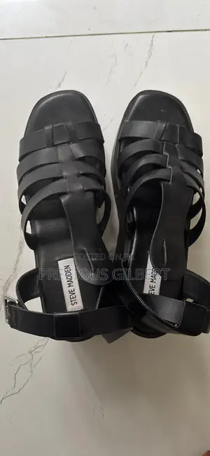 Steve Madden Platform Sandals