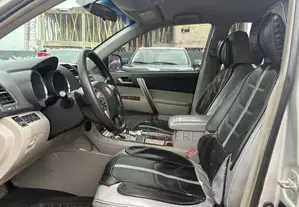 Toyota Highlander 2013 Silver