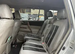 Toyota Highlander 2013 Silver