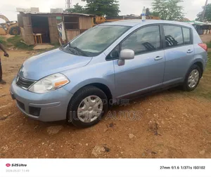 Nissan Versa 2013 Blue