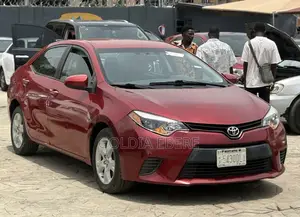 Toyota Corolla 2015 Burgundy