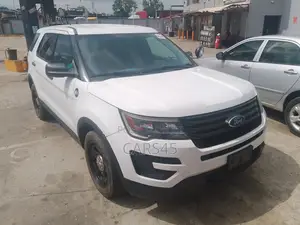 Ford Explorer 2018 White