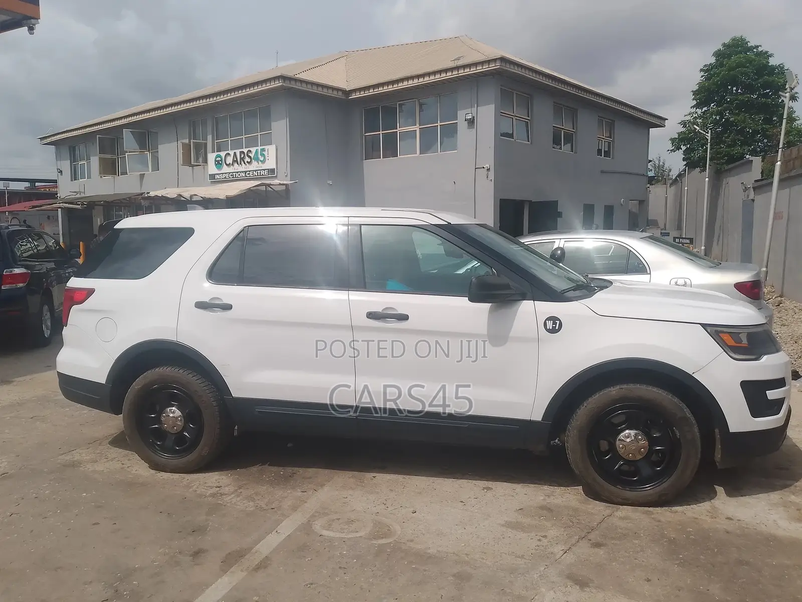 Ford Explorer 2018 White