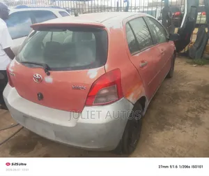 Toyota Yaris 2008 Red