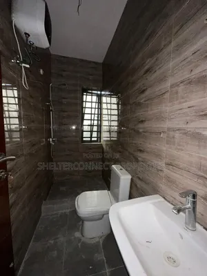 3bdrm Penthouse in Ologolo for rent