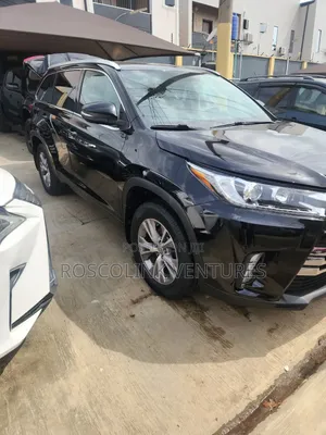 Toyota Highlander XLE 4dr SUV AWD (3.5L 6cyl 6A) 2014 Black