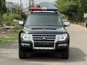 Mitsubishi Pajero 2019 Black