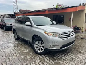 Toyota Highlander 2012 Silver
