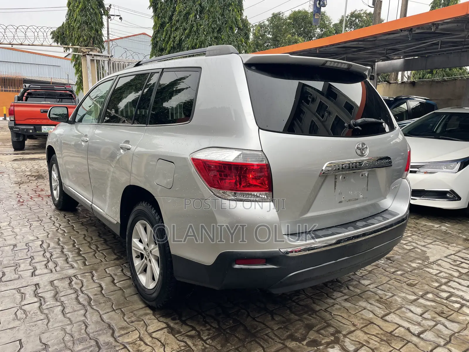 Toyota Highlander 2012 Silver