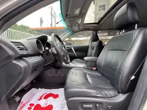 Toyota Highlander 2012 Silver