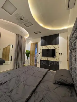 Furnished 2bdrm Apartment in Near Salem Bus Stop, Ikate-Elegushi
