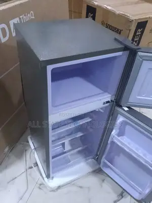 Snowsea Compact Refrigerator Brand New 100l