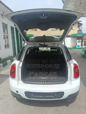Mini Cooper 2013 White
