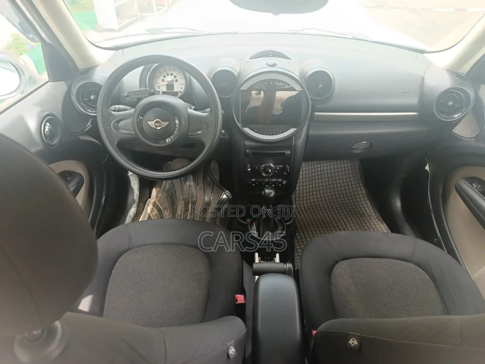 Mini Cooper 2013 White