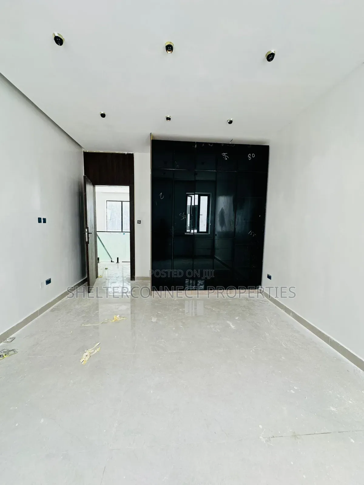 4bdrm Duplex in Lekki Phase 1 for sale