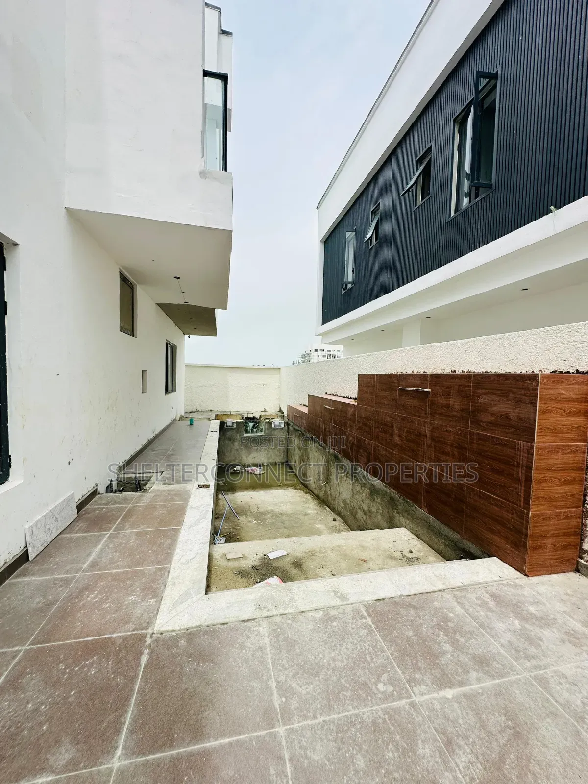 4bdrm Duplex in Lekki Phase 1 for sale