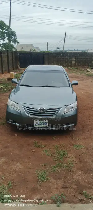 Toyota Camry XLE 4dr Sedan (2.4 4cyl 5A) 2008 Gray