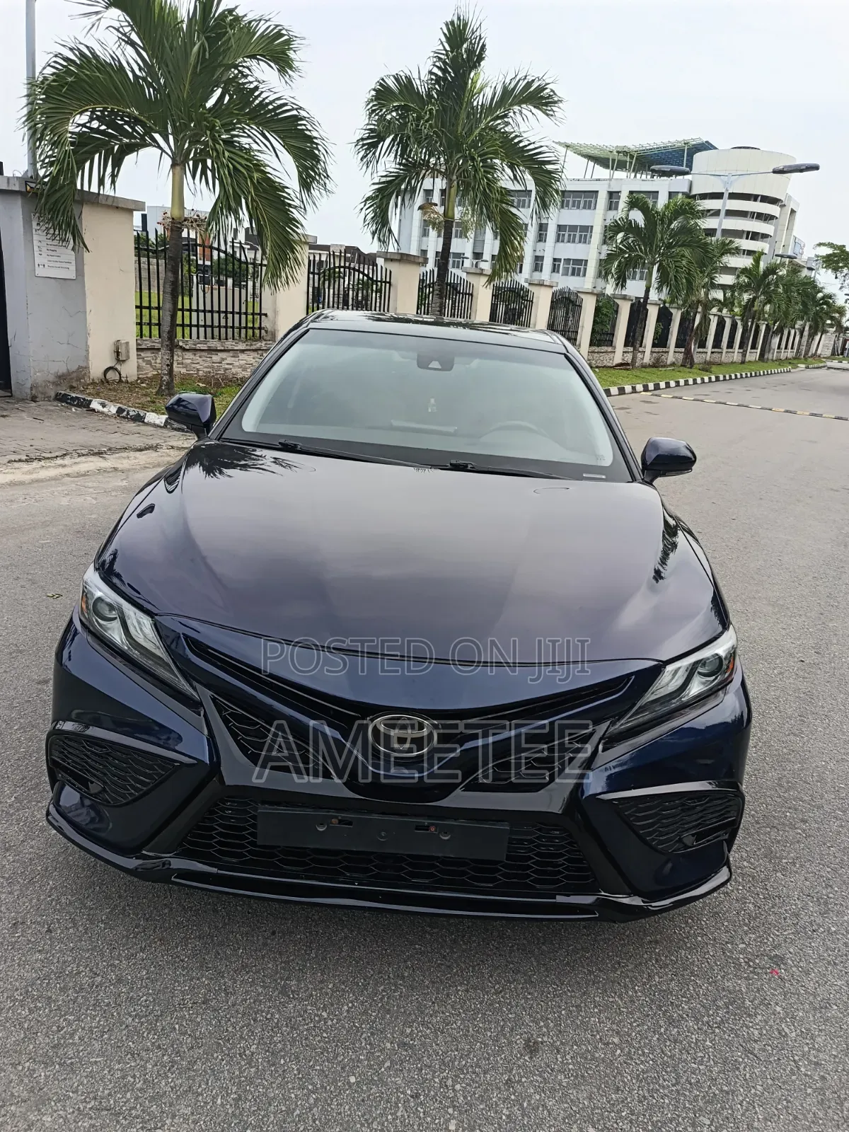 Toyota Camry 2021 Blue