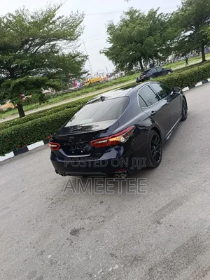 Toyota Camry 2021 Blue