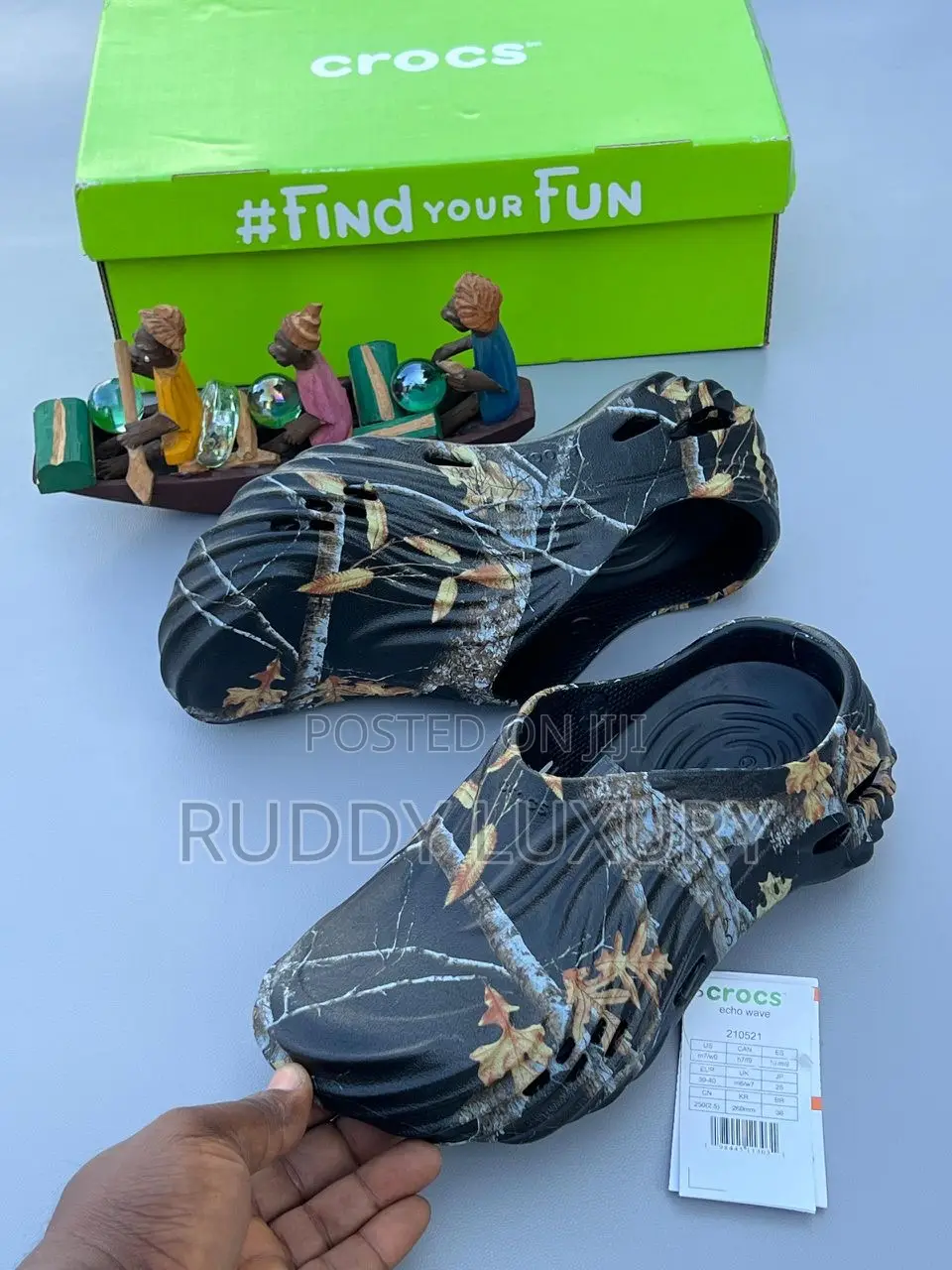 Crocs Echo Wave Clogs