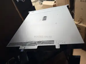 Server Dell PowerEdge R440 32GB Intel Xeon HDD 1T