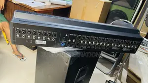 Yamaha Mixer Vfx24 Channels