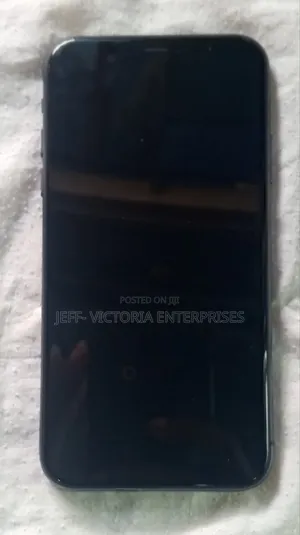 Apple iPhone 11 64 GB Black