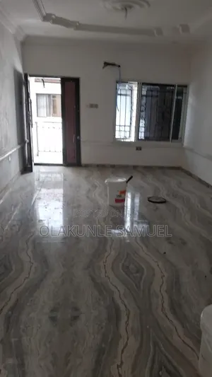 3bdrm Block of Flats in Millennium Estae, Millenuim/UPS for rent