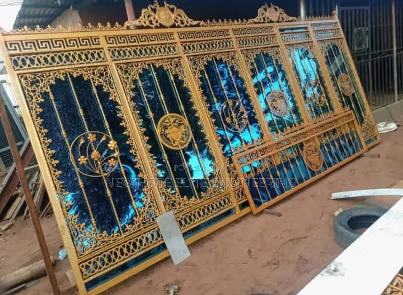 Wrought Mirror Gate