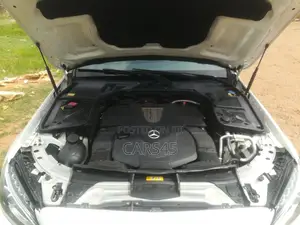 Mercedes-Benz C400 2015 White
