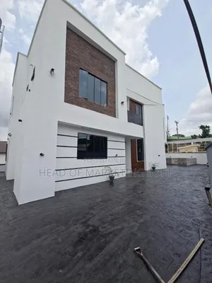 4bdrm Duplex in Agodi for sale