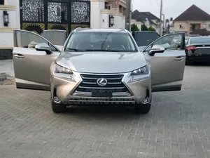 Lexus NX 200t FWD 2017