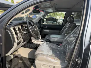 Toyota Tundra 2013 Blue