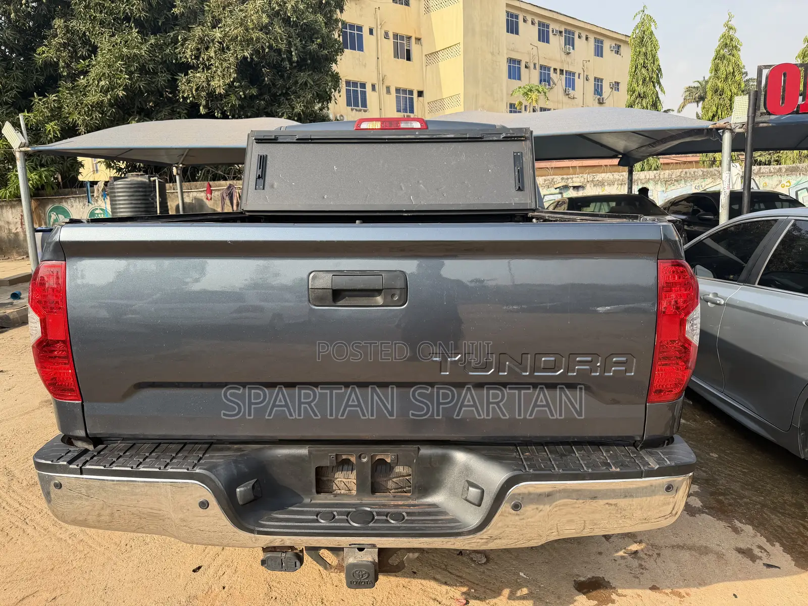 Toyota Tundra 2013 Blue