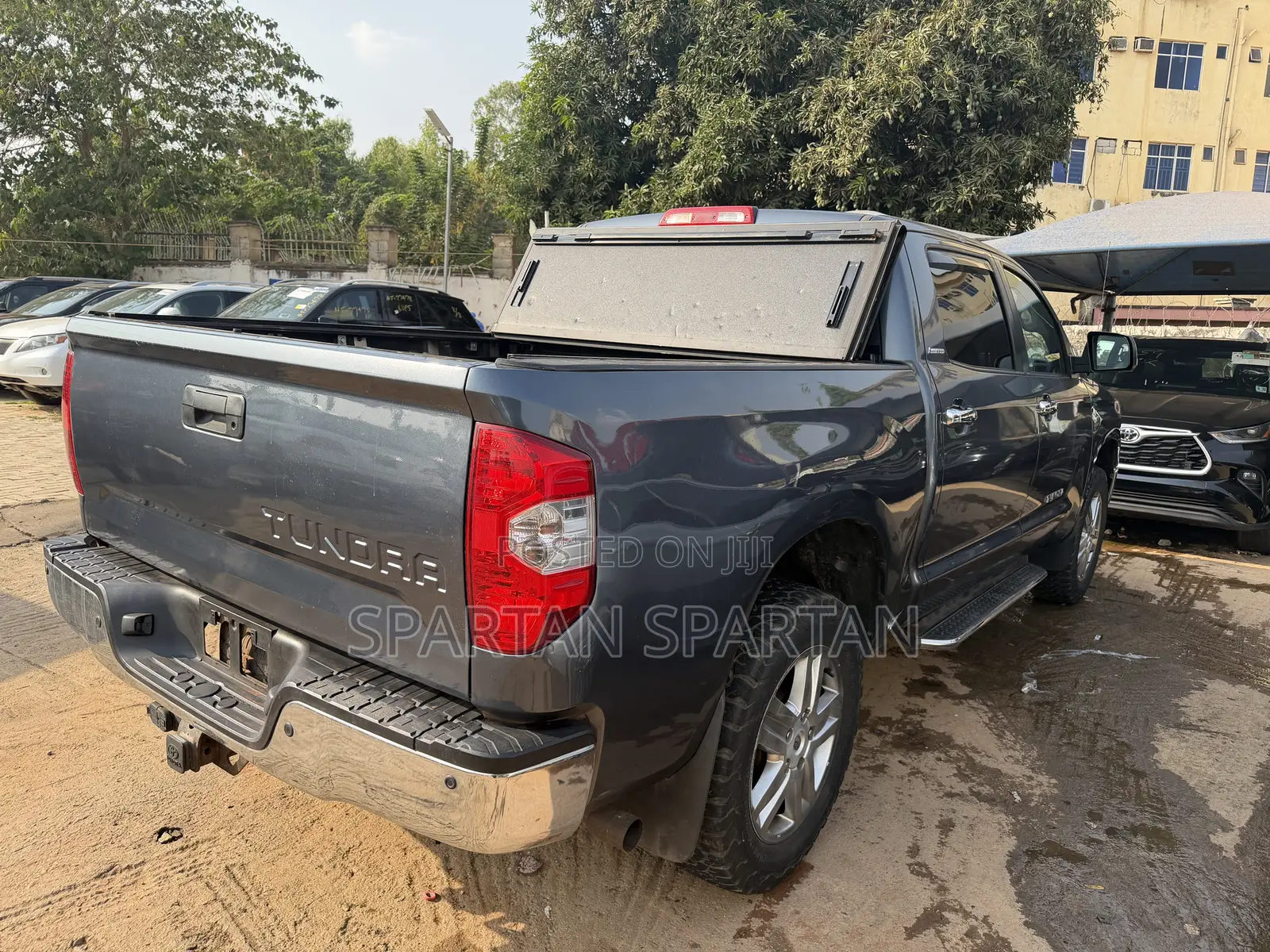 Toyota Tundra 2013 Blue