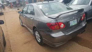 Toyota Corolla 2004 Brown