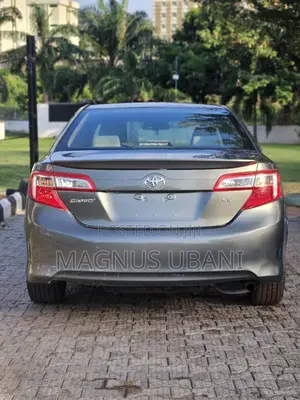 Toyota Camry LE 4dr Sedan (2.5L 4cyl 6A) 2013 Green